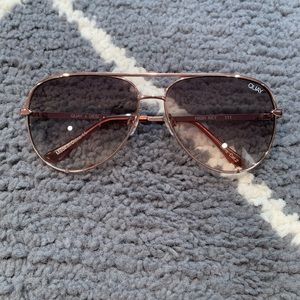 Quay Australia High Key Gold And Green aviator